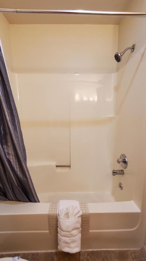 צ'לאן Apple Inn Motel מראה חיצוני תמונה