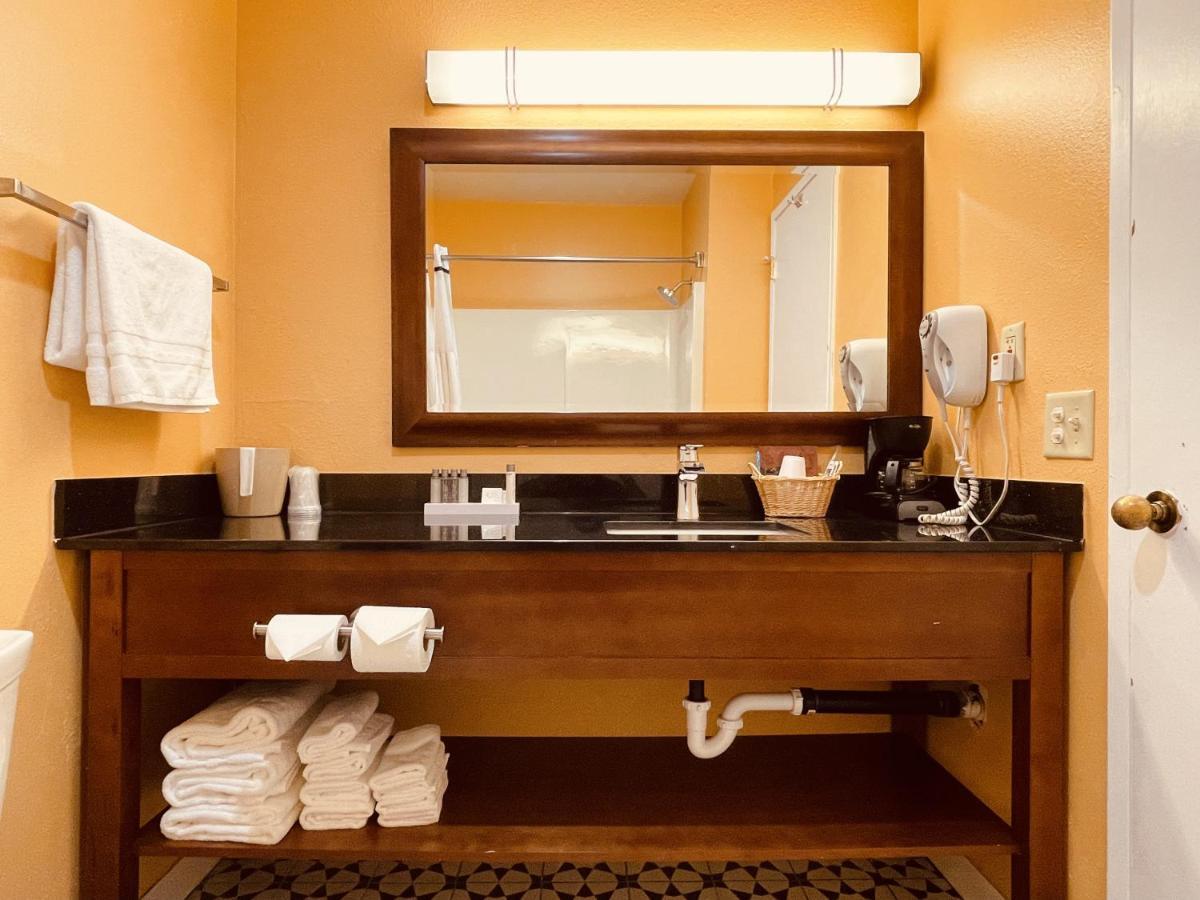 צ'לאן Apple Inn Motel מראה חיצוני תמונה