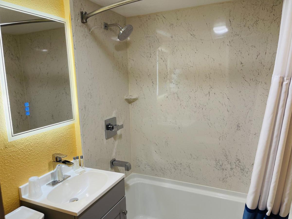צ'לאן Apple Inn Motel מראה חיצוני תמונה