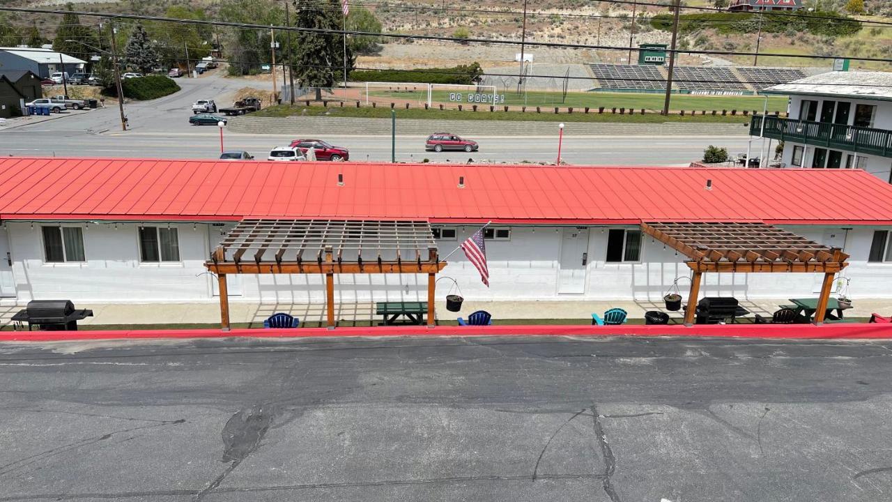צ'לאן Apple Inn Motel מראה חיצוני תמונה