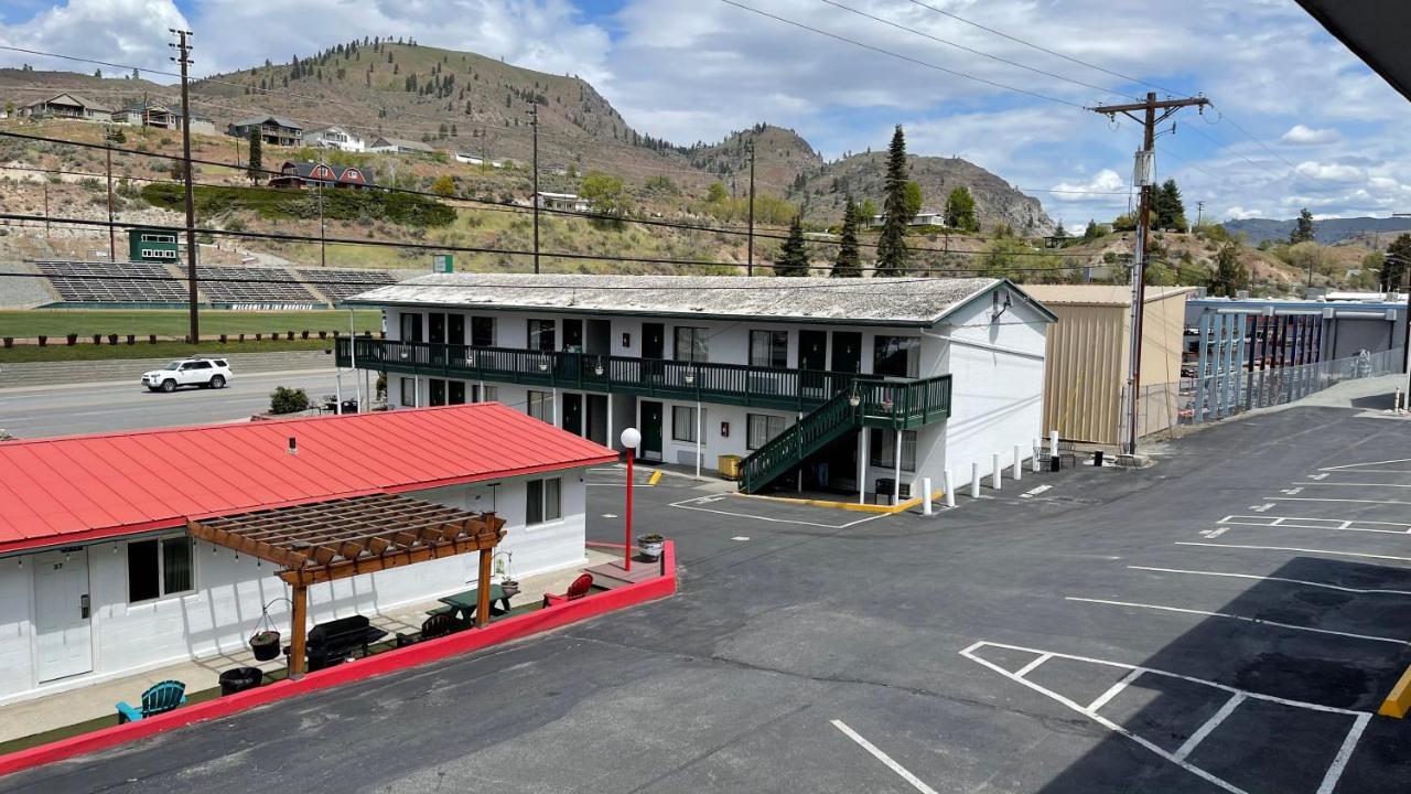 צ'לאן Apple Inn Motel מראה חיצוני תמונה