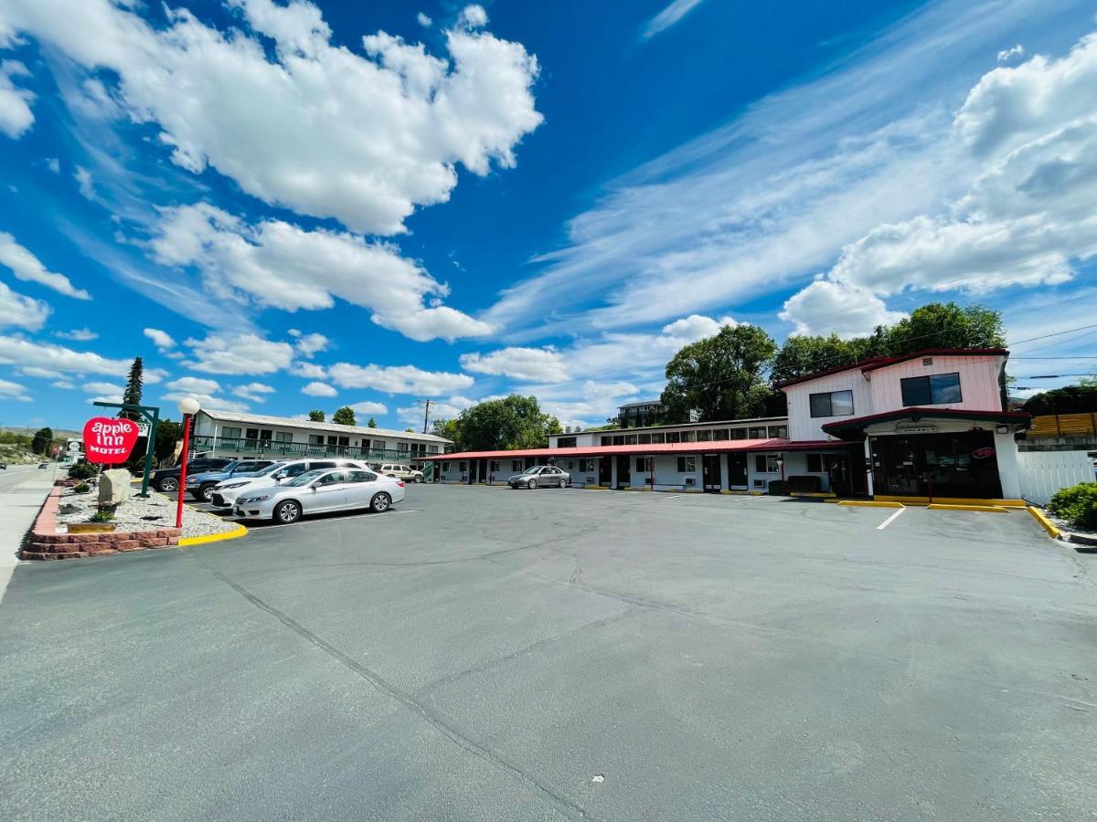 צ'לאן Apple Inn Motel מראה חיצוני תמונה