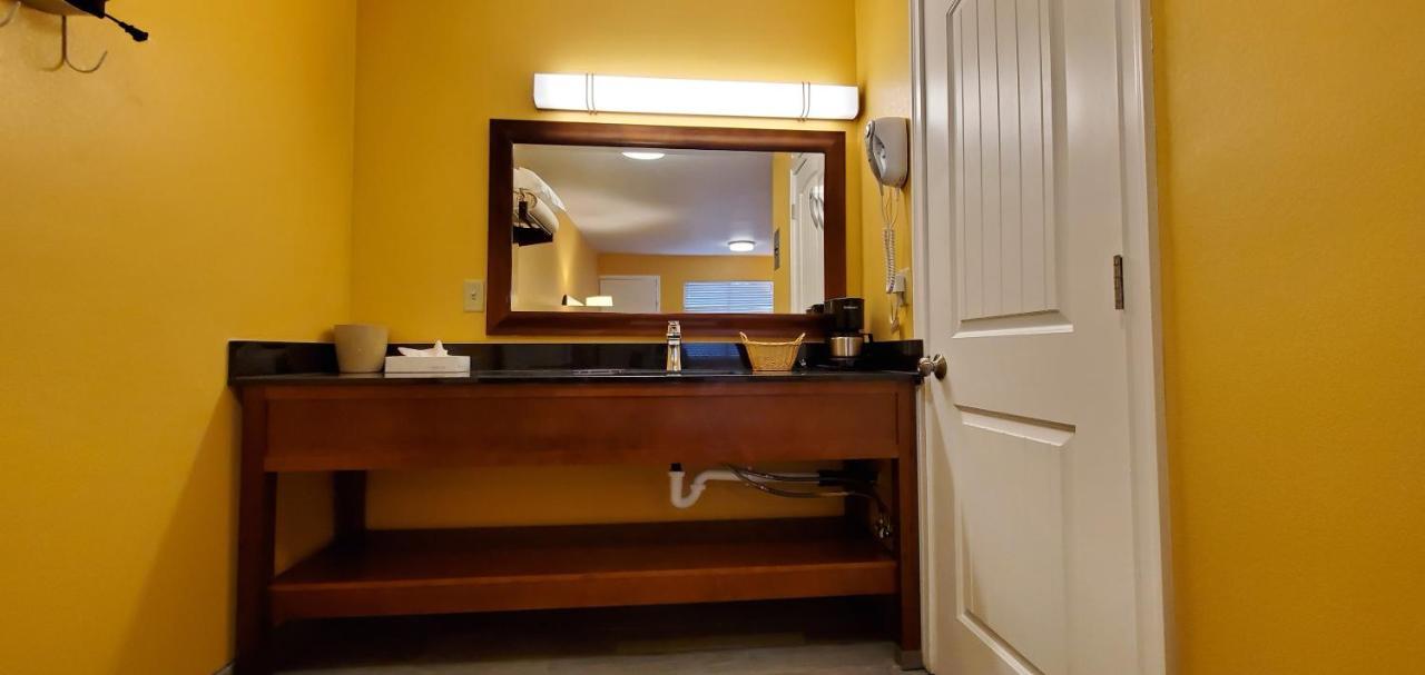 צ'לאן Apple Inn Motel מראה חיצוני תמונה